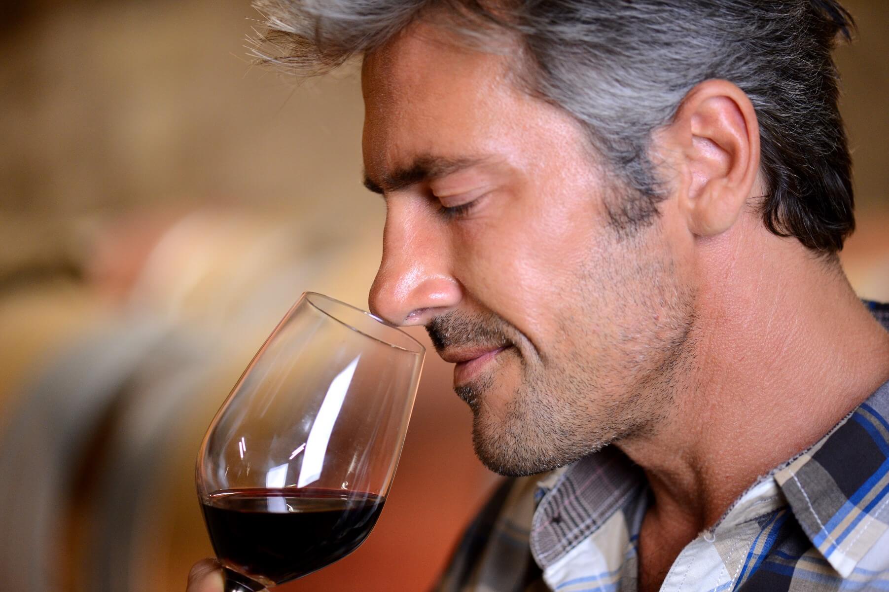 Five Steps to Becoming a Wine Expert