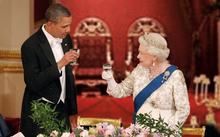 Boozing With Royals: The Queen’s Drinking Habits