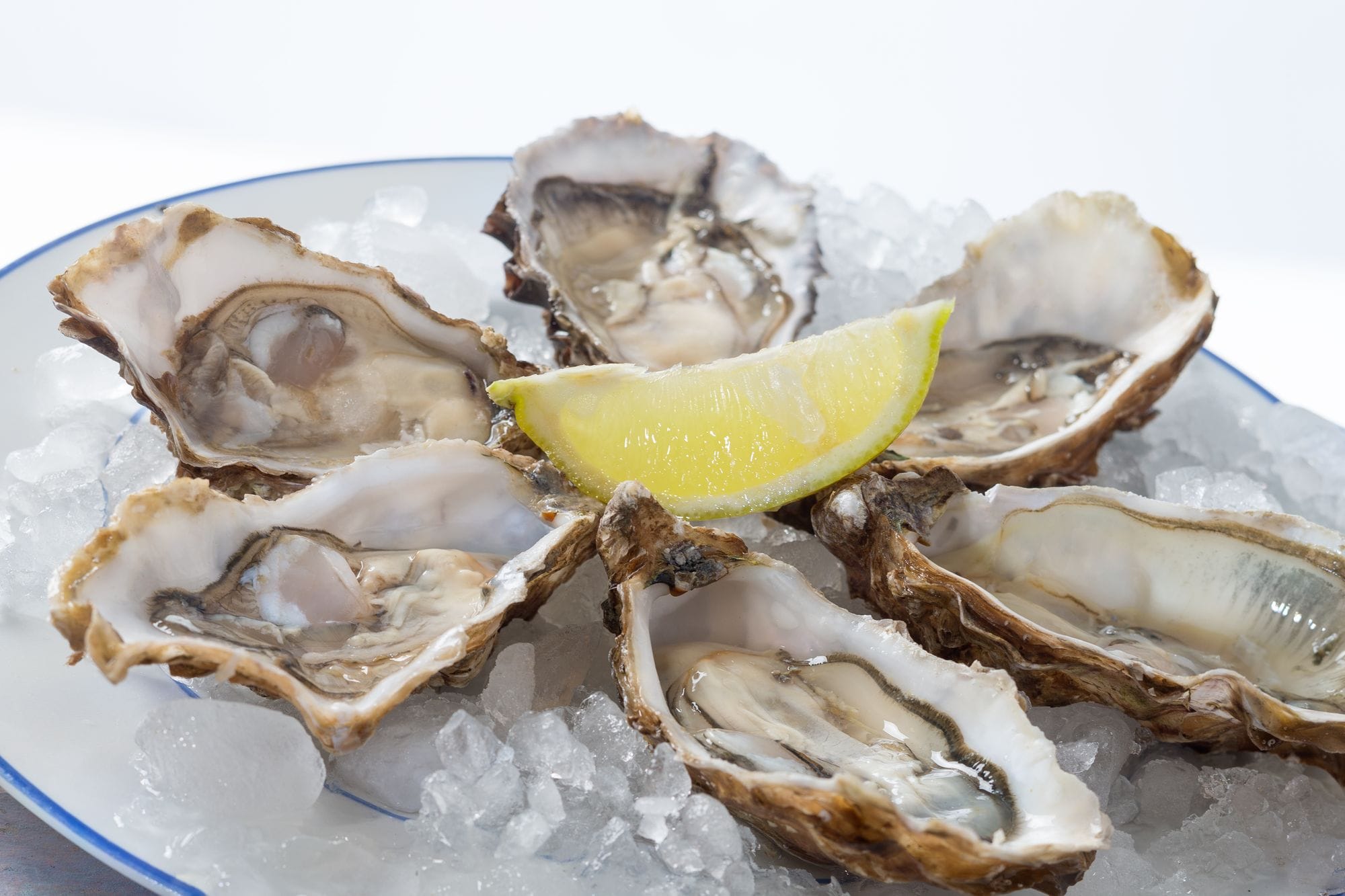 Oysters with ‘Hot Ice’